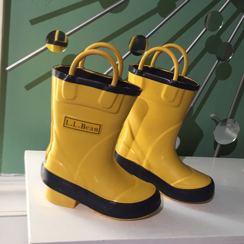 L.L.bean boots Toddler size 5